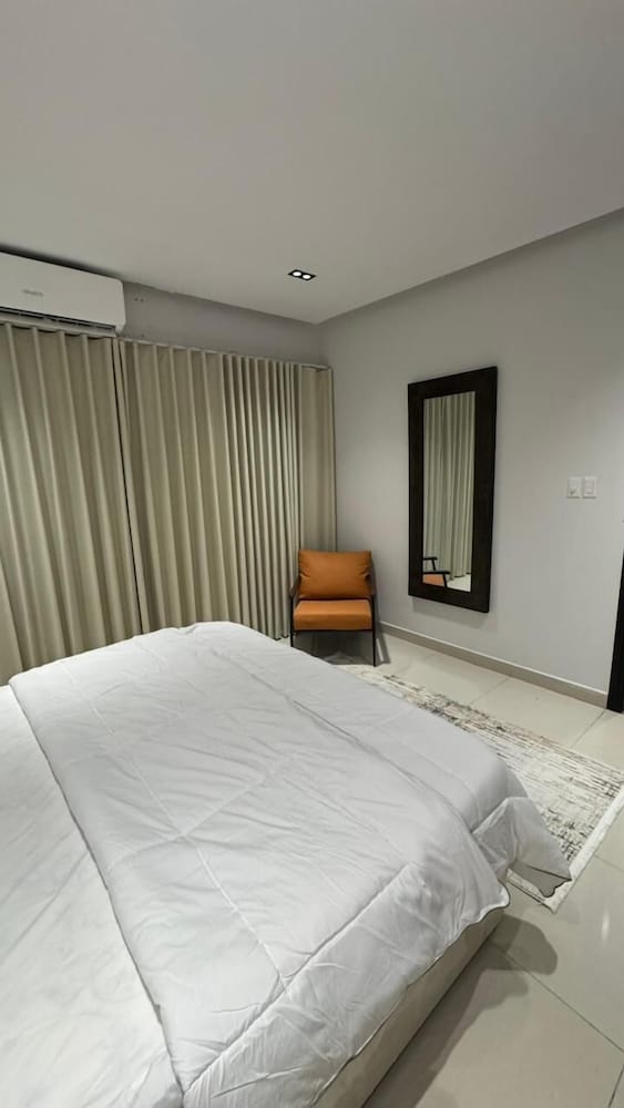 OrbitNet Suites Al Ulaya
