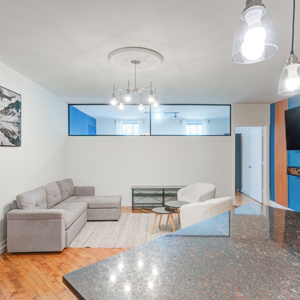 303 N 3rd St B2