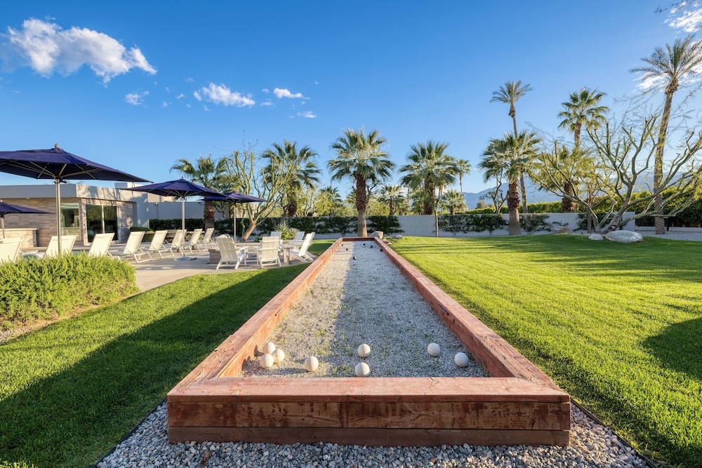 The Polo Villas by AvantStay – Modern Oasis Near Empire Polo Club