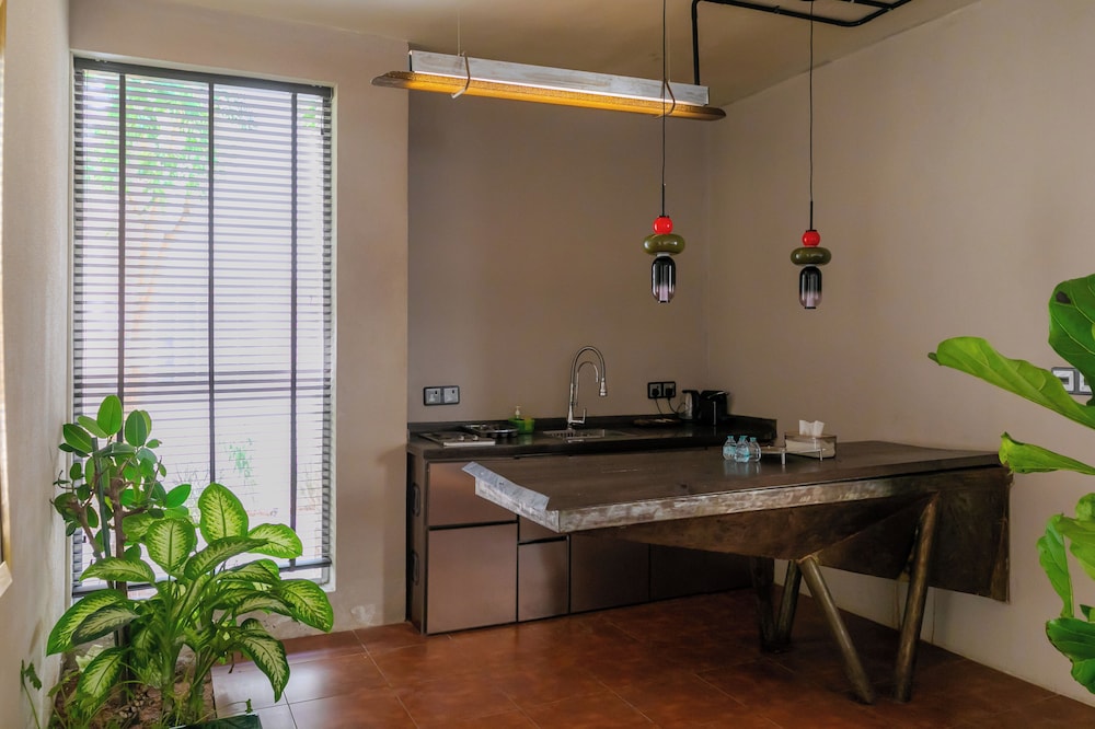 Portal Chalets With Private Pool-AlRawda