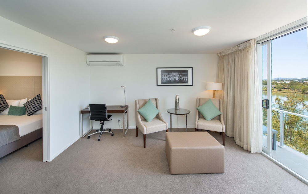 Rockhampton Vacations - Empire Apartment Hotel - Property Image 10
