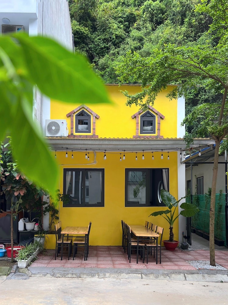 oc homestay CAT BA