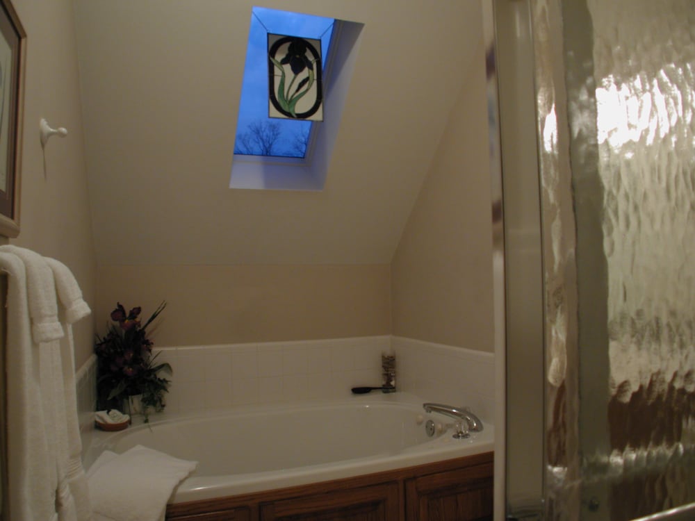 Monterey Vacations - Garden Inn Bed  Breakfast at Bee Rock - Property Image 42