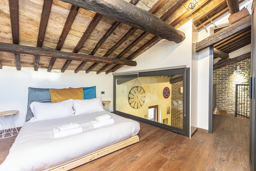 Mou House Trastevere