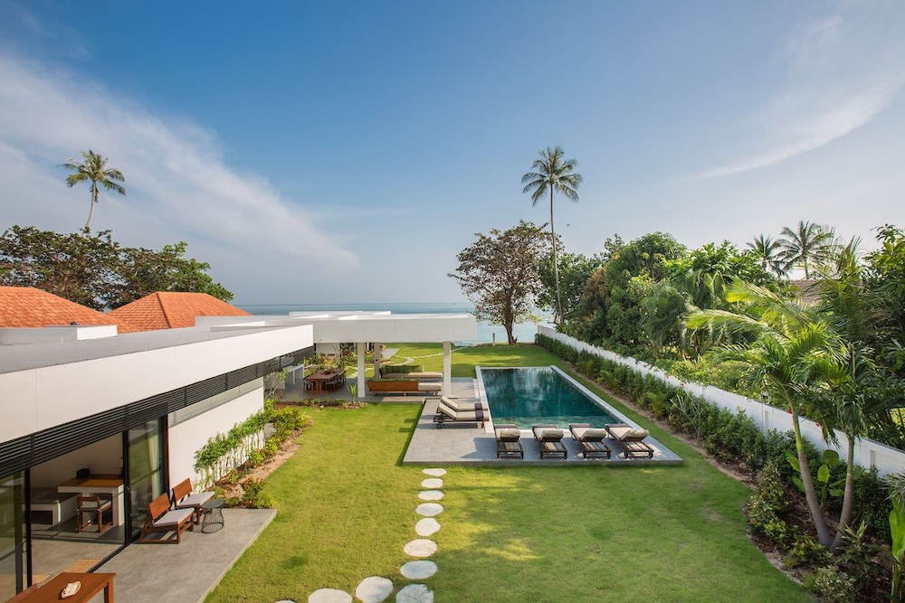 Villa Thansamaay