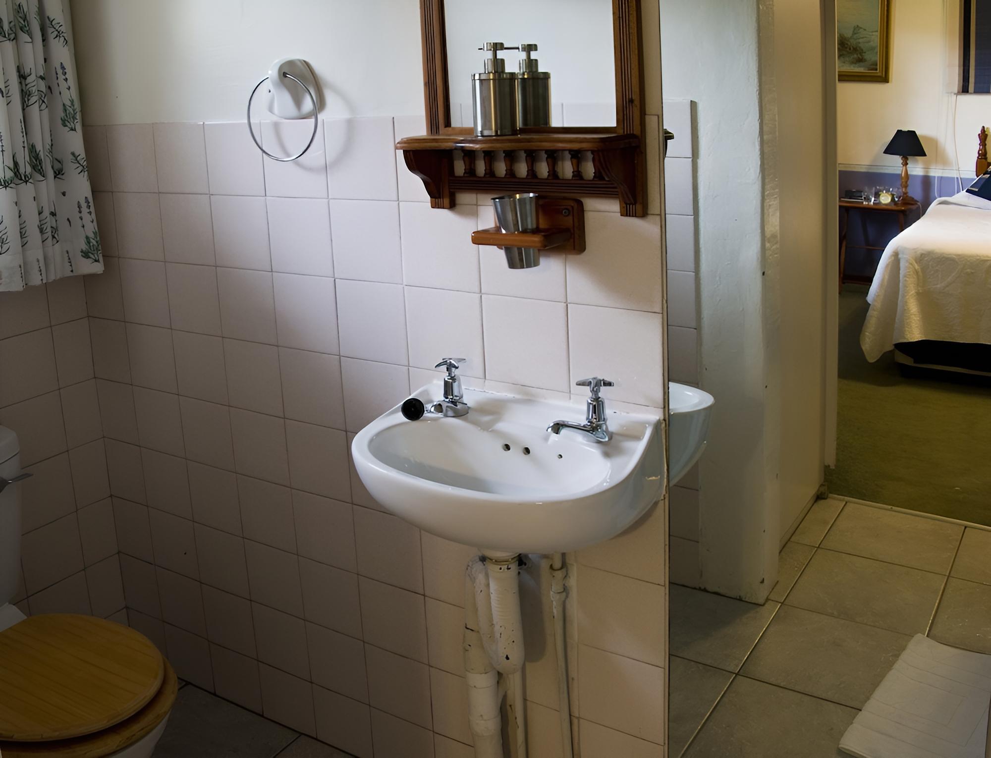 Jean Lee Bed & Breakfast