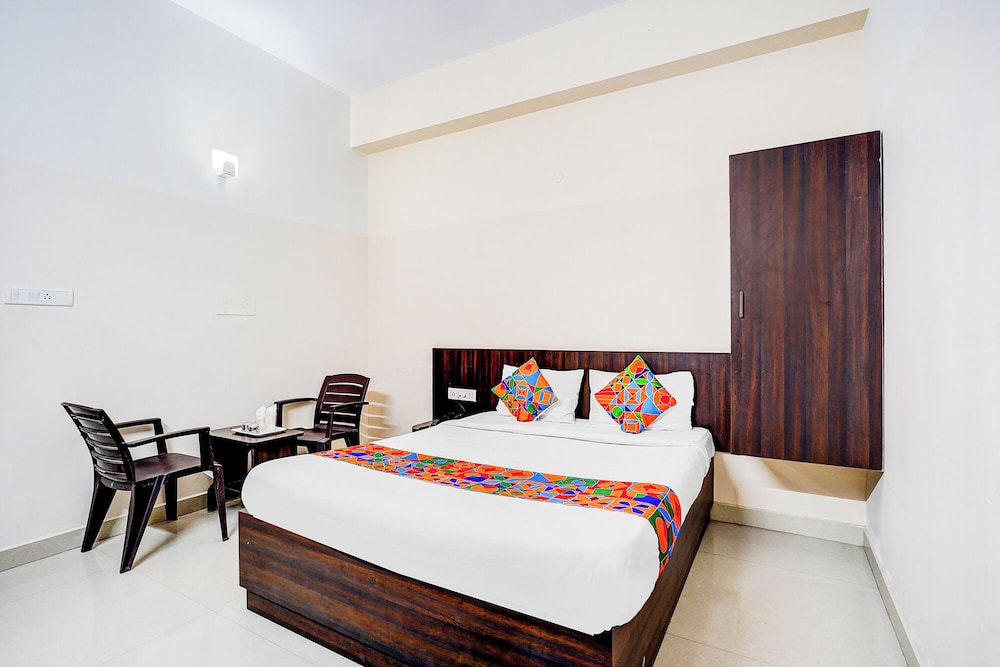 Fabhotel Pride Image