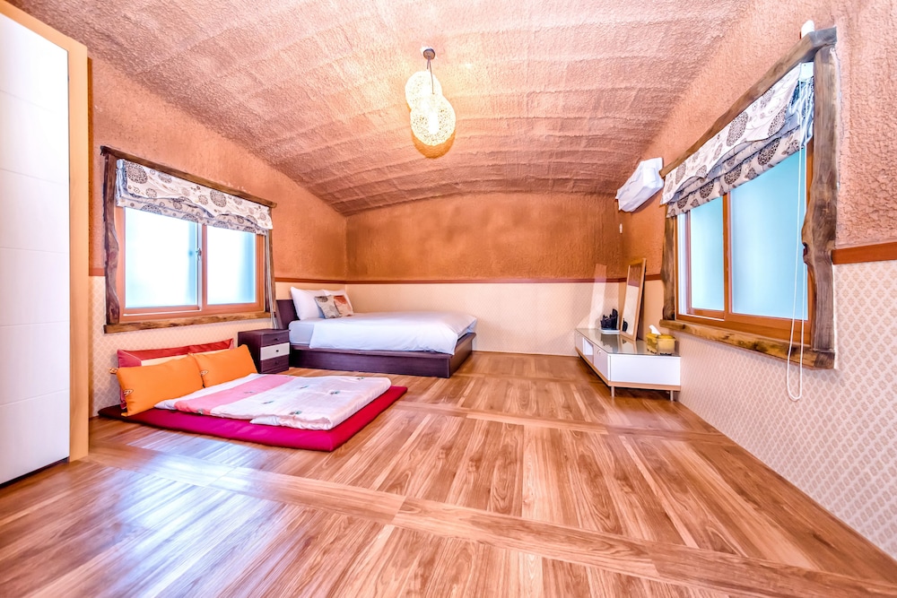 Angkurie Pension