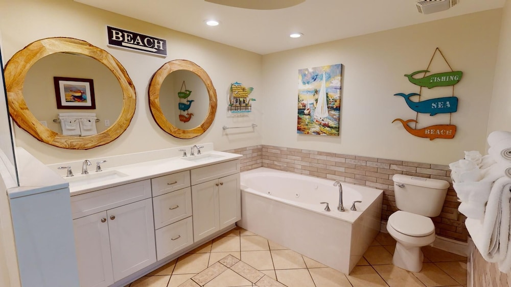 Ocean Song 2 by Tybee Vacation Rentals