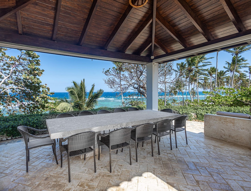 Villa Tres Amarras The Pinnacle of Exclusivity