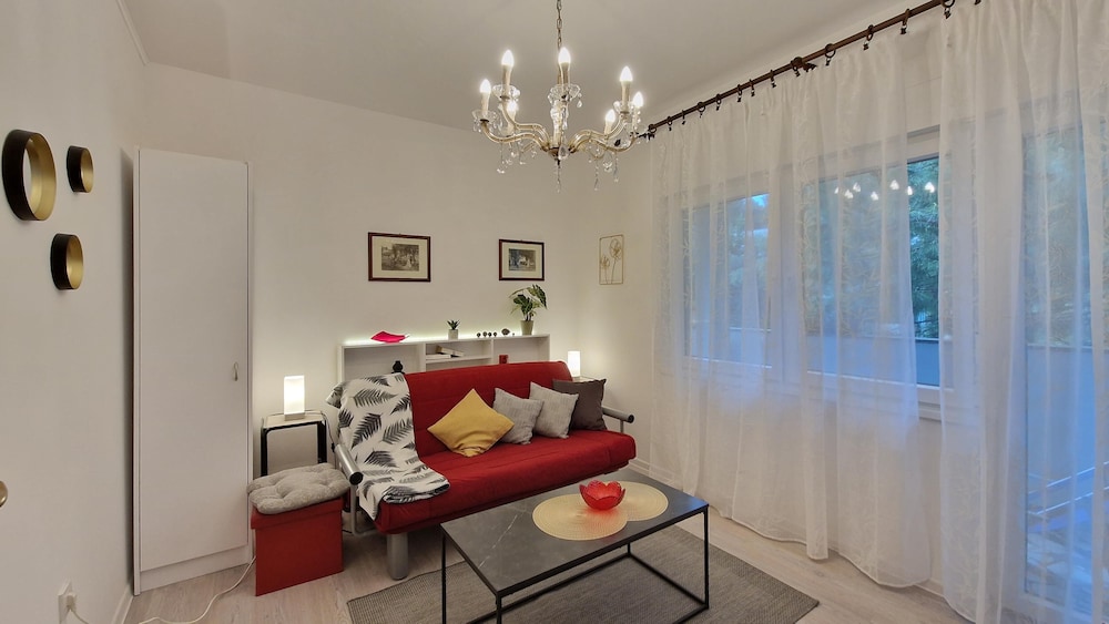 Apartments Godena