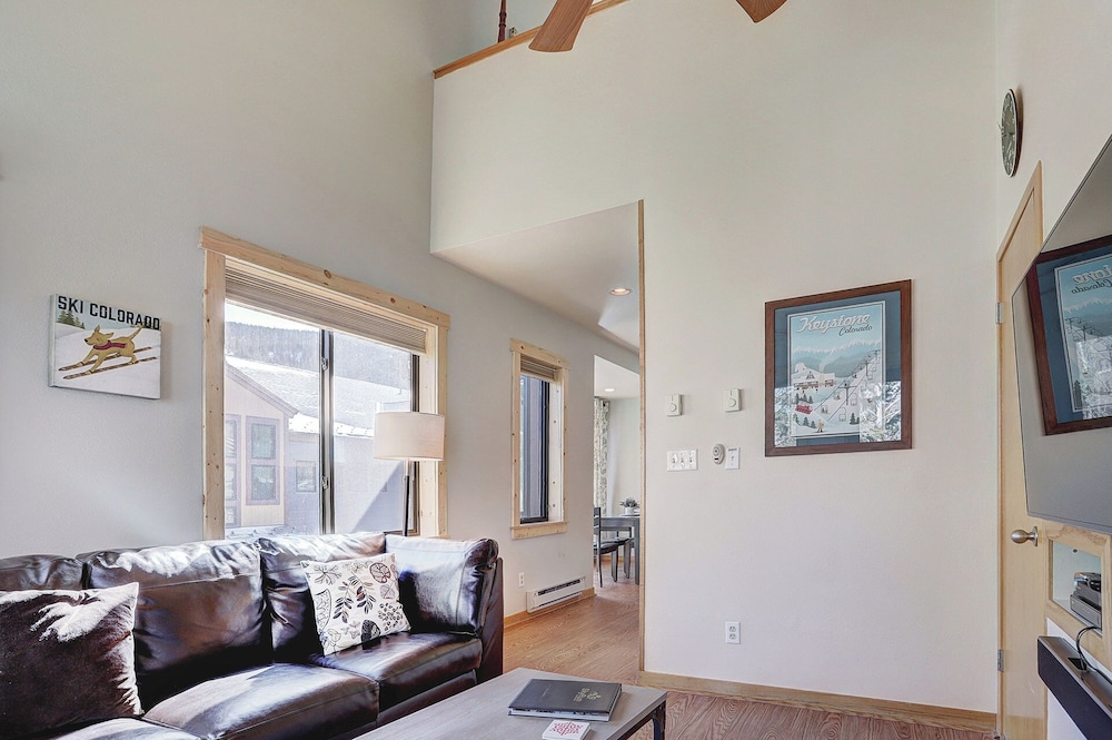 Keystone Ski Resort CO - Slopeside Lodging