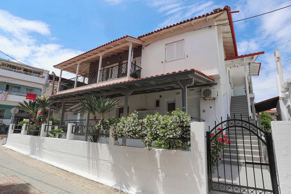 Gregory Luxury Apartments