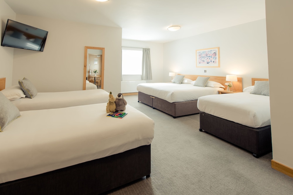 Waterford Vacations - Viking Hotel Waterford - Property Image 36