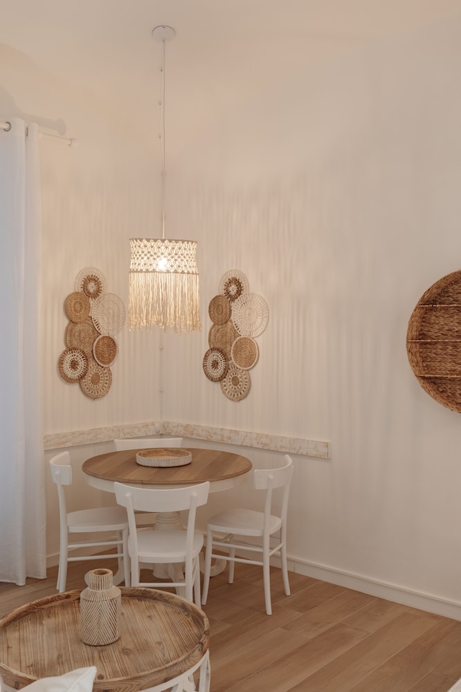 Vatican home for seven people