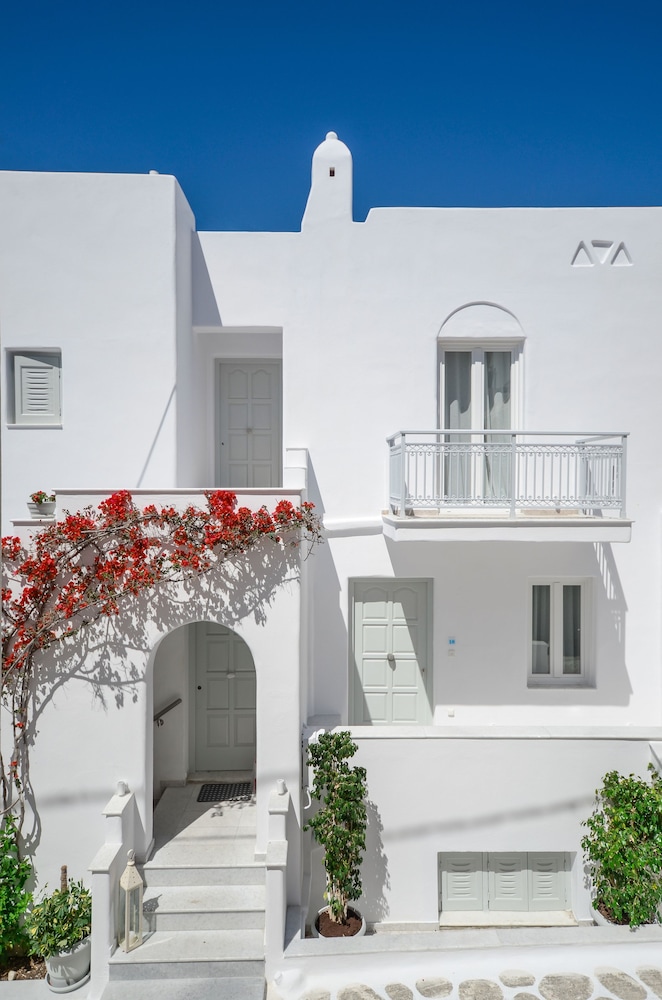 Naxos Evilion