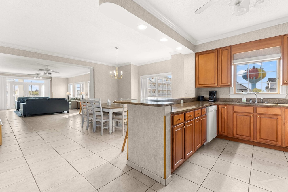 OCHG Ocean 1 Suites