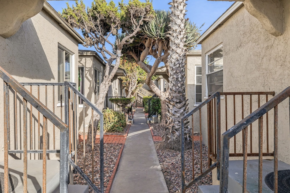 Ocean Blvd Apt 6 by Avantstay On Pacific Beach