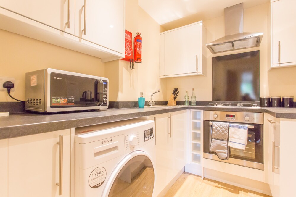 Oxford Vacations - Razia Apartments - Property Image 93