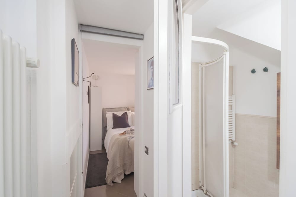 Pretty Studio in Old Town by Rent all Como