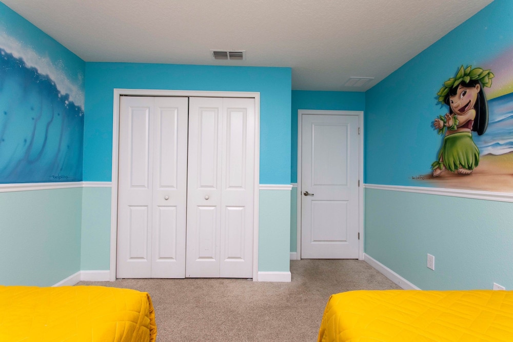 Wonderful 4Bd With Pool at Storey Lake Resort 4819
