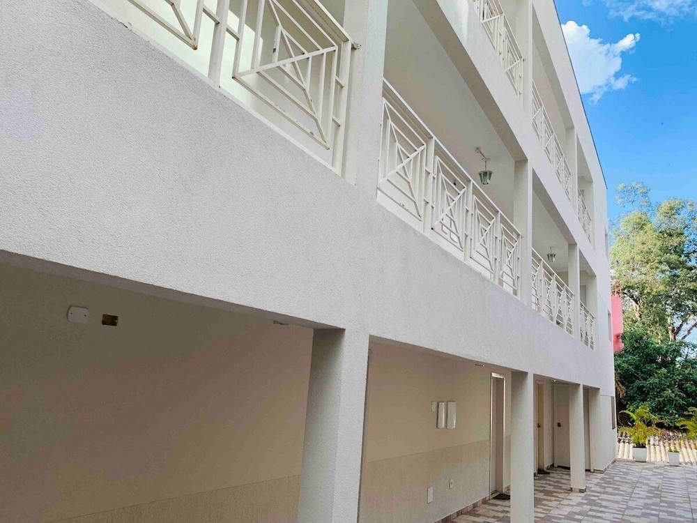 Casa Jardim Studios