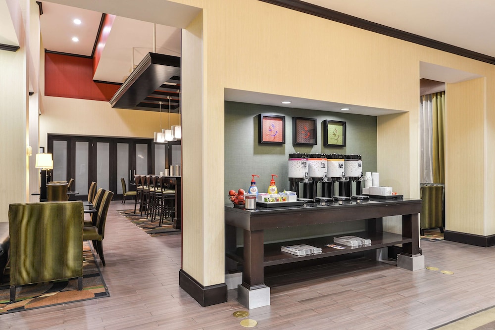 Big Spring Vacations - Hampton Inn  Suites Big Spring - Property Image 19