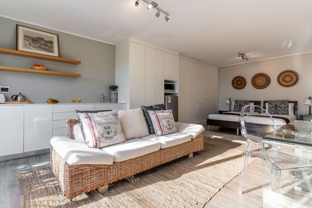 Guests Camps Bay Houghton
