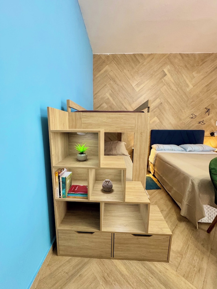 Prado Guest House