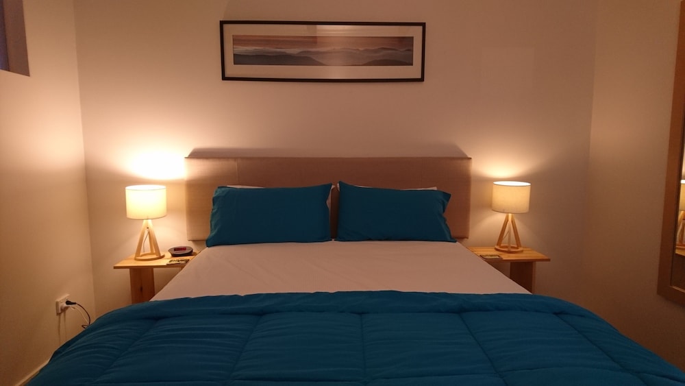 Elm Riverside Accommodation Merrijig view 5
