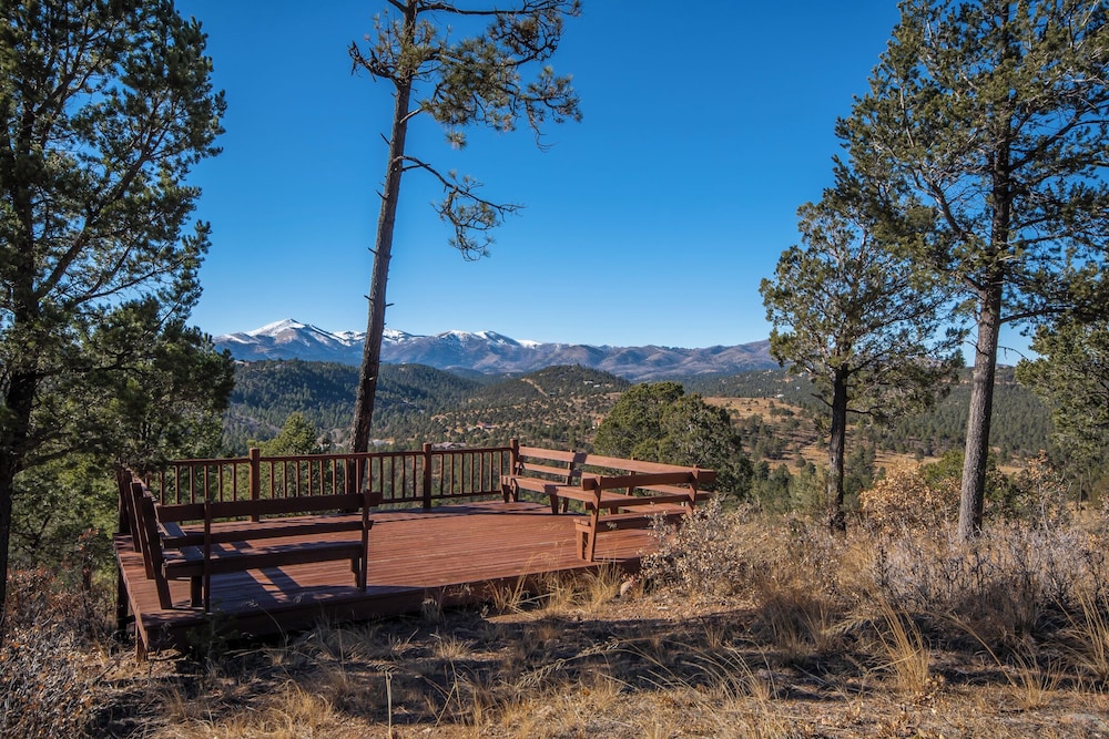 Blue Lake Lodge by Ruidoso Vacation Rentals