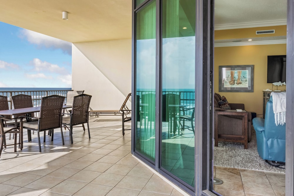 Phoenix West by Southern Vacation Rentals