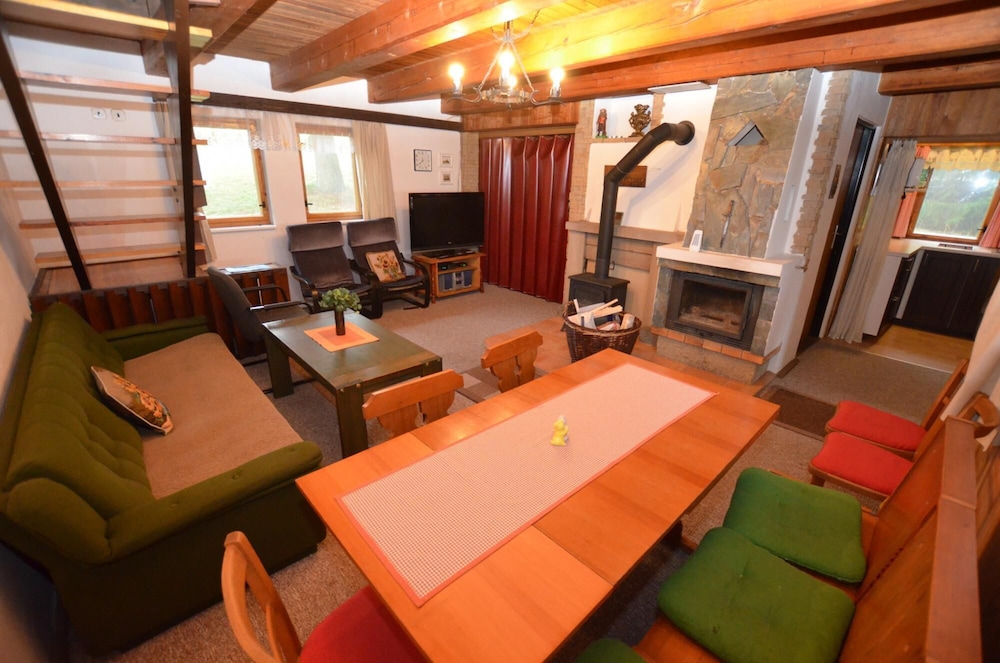 Mountain Chalet Hoja 2
