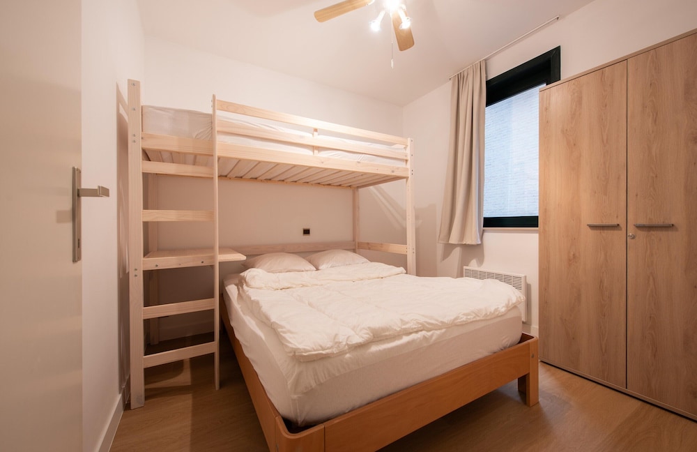 Apartment in De Panne Near the Beach