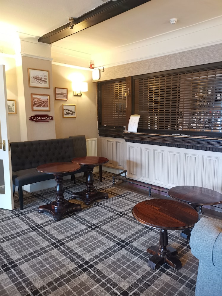 Newton House Hotel