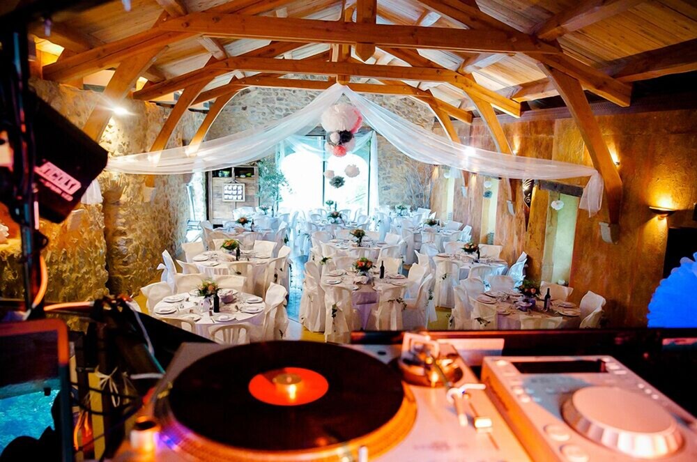 meeting & event spaces
