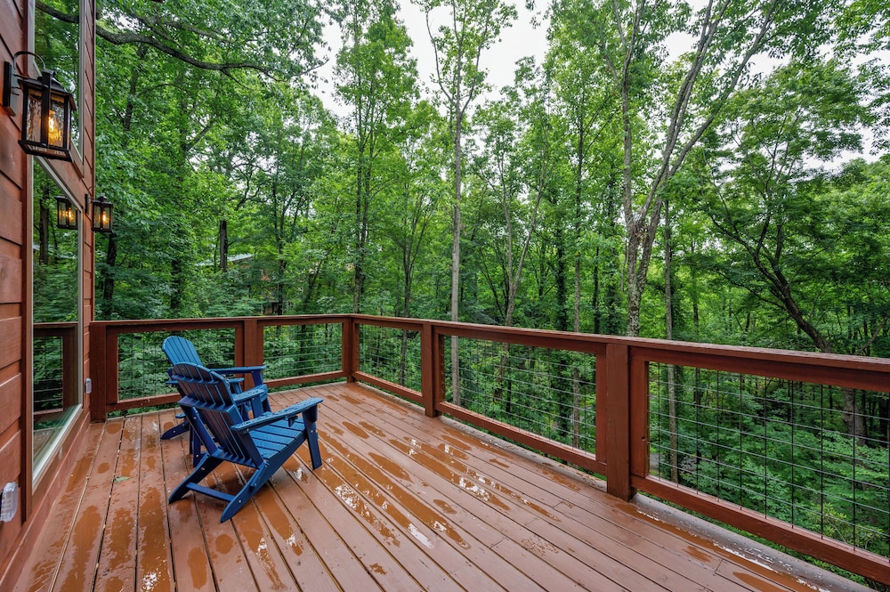 Theo's Treehouse