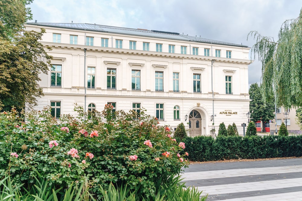 Hotel Altus Palace - Destigo Hotels - Image 1