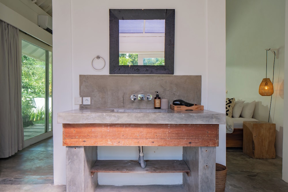 Outsite Bali