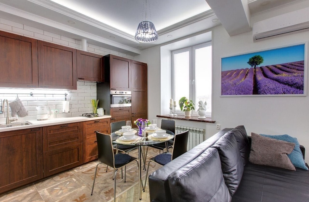 Azbuka Apartment on Babushkina 52 view 3