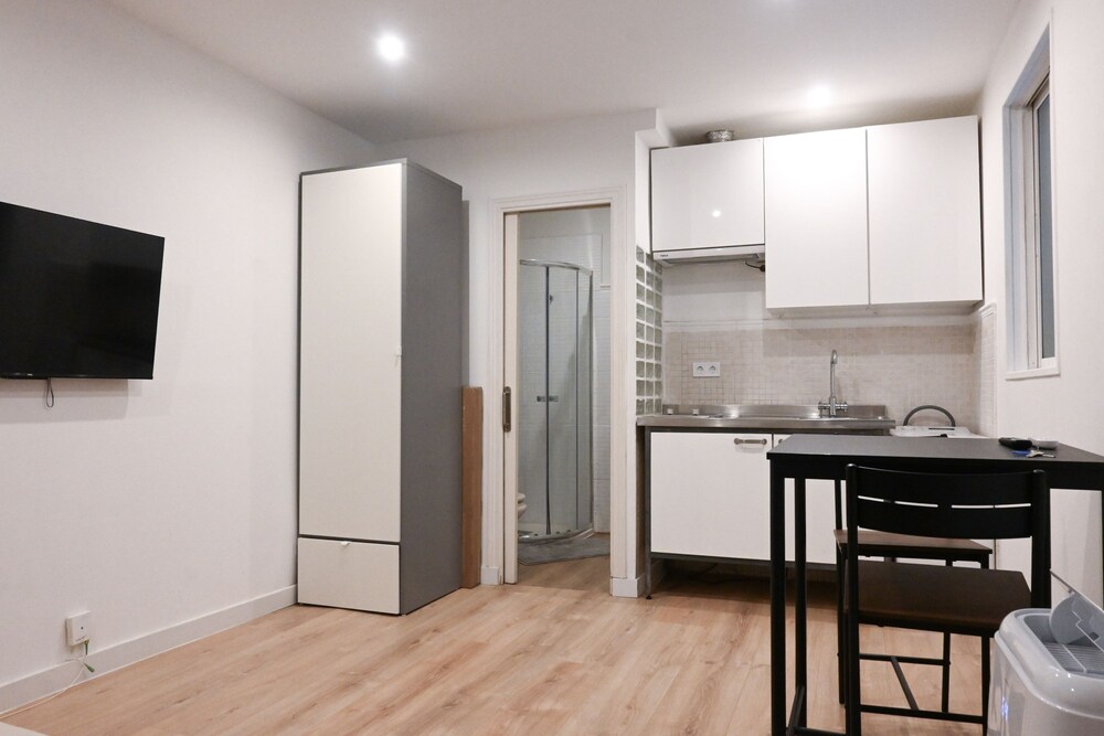 M Slo160 Lindo Estudio en Barrio Justicia