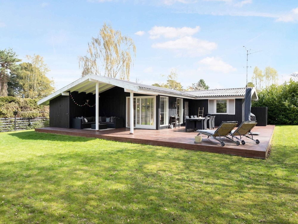 5 Star Holiday Home in Hornbaek
