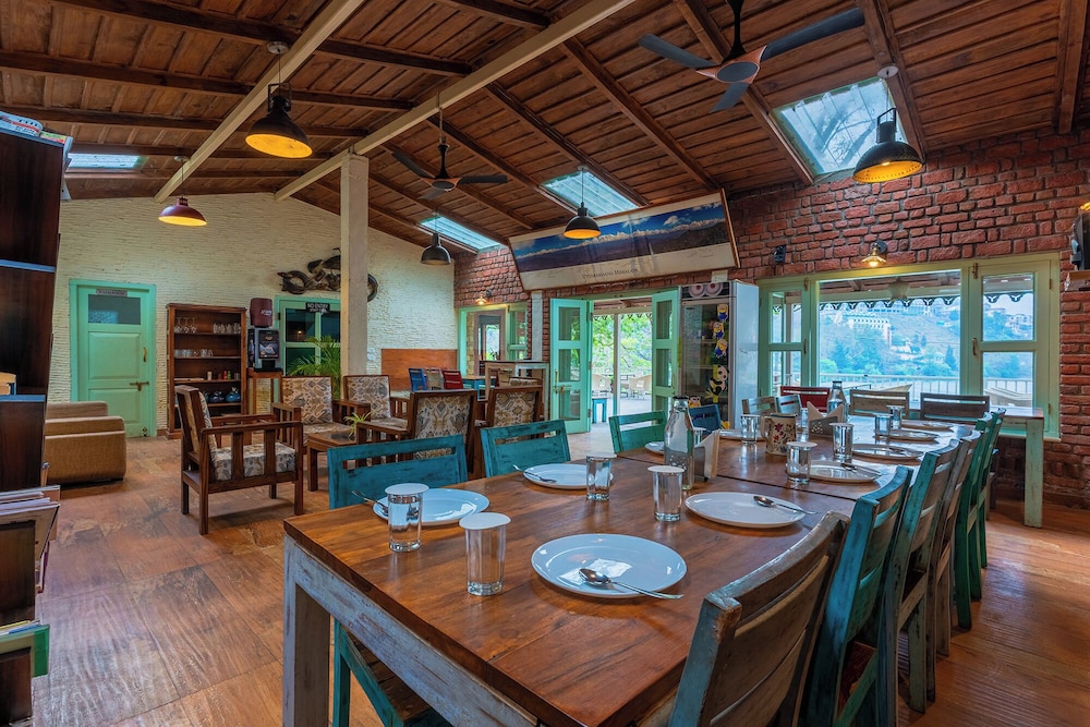 Echor Malusara Lakeview Retreat Bhimtal