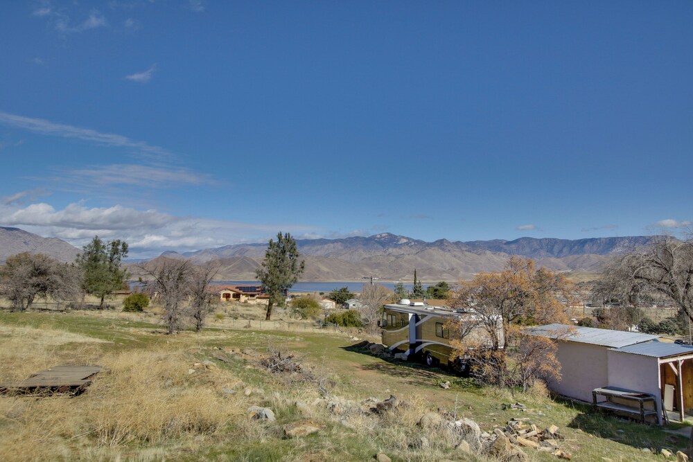 6 Mi to Lake Isabella: Mountain Mesa Getaway