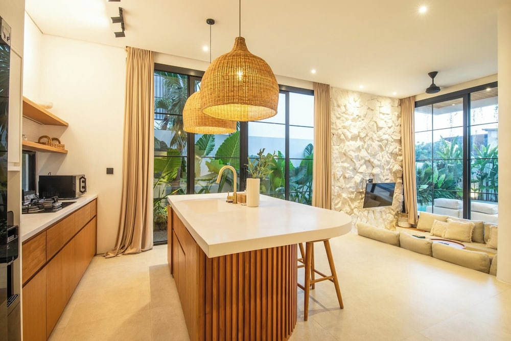 Modern 2BR Villas 5-min Walk to Canggu Beach