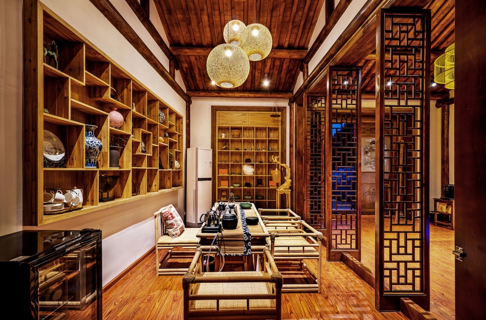 Lanting Yishi Inn