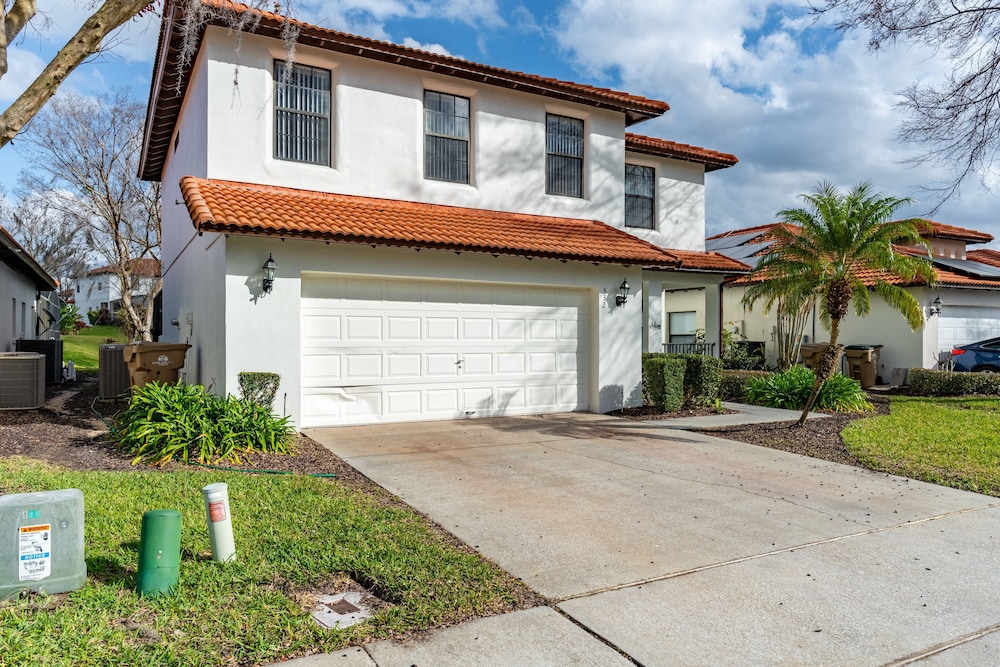 Poolside Serenity Near Disney World 4 Bedroom Home by RedAwning view 2