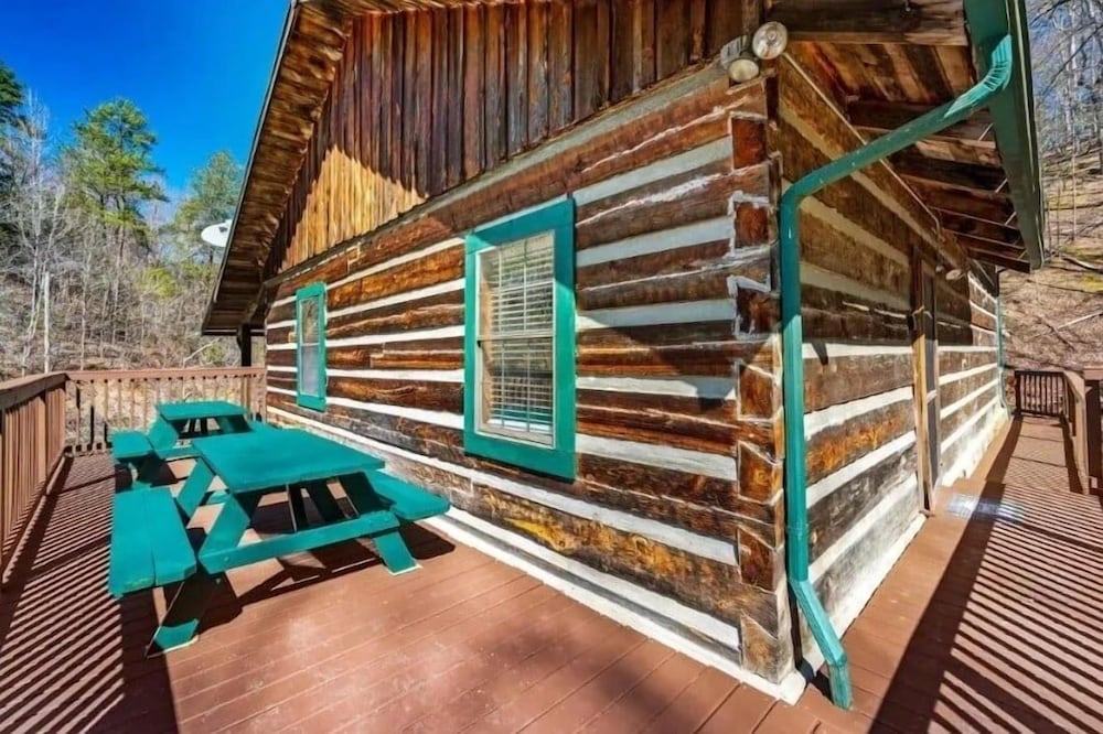 Hidden Acres Lodge 3 Bedroom Cabin