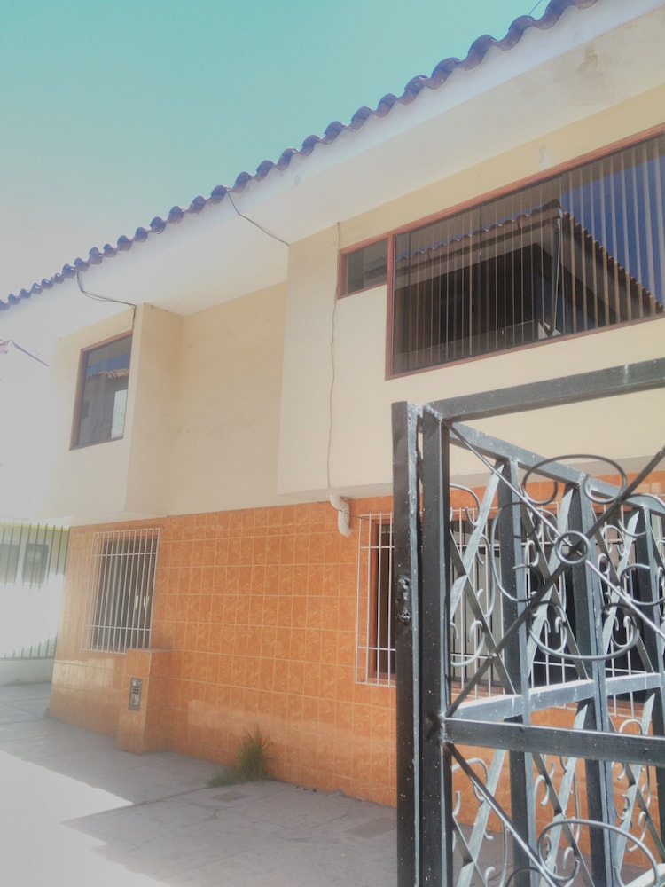 Huaypo House & Lodging