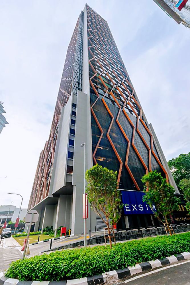 Scarletz Suites KLCC by Purple Orchid
